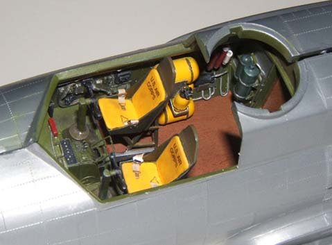 1/48 モノグラム B-17G 横ー中-