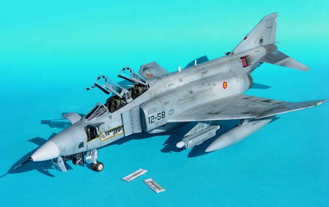 【半価特売】ハセガワ 1/48 RF-4C PHANTOM II \