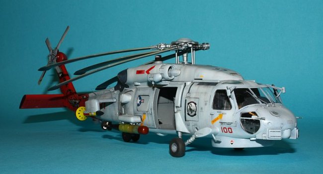 1/48 Italeri SH-60B Seahawk Scorpions By Artur Oslizlo